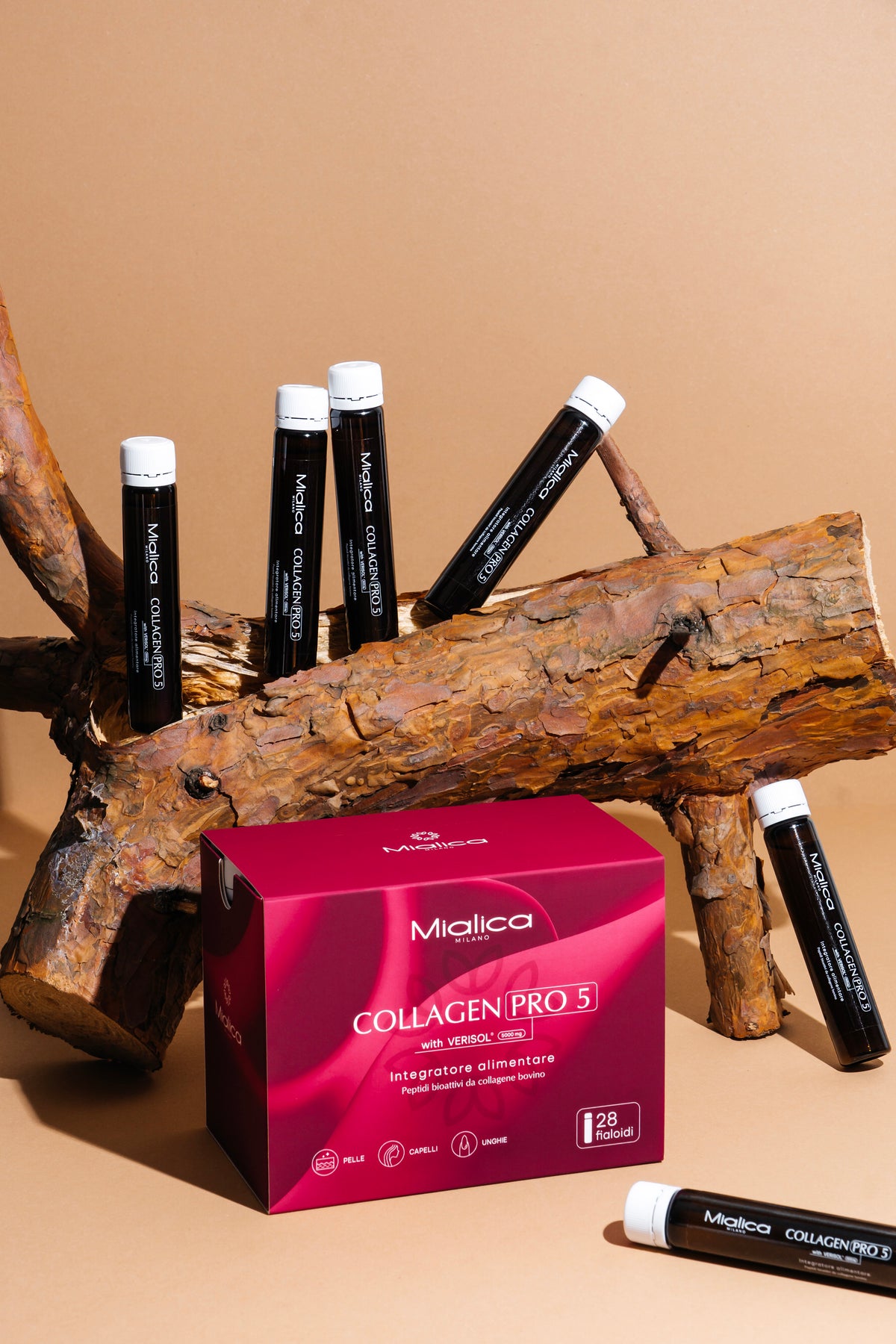 Collagen PRO5 Mialica: la confezione da 28 fiale e le fiale