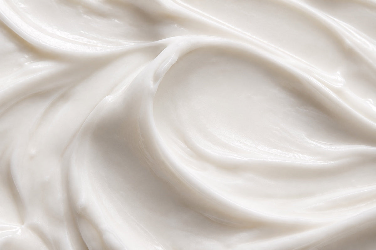 Texture di una crema viso bianca